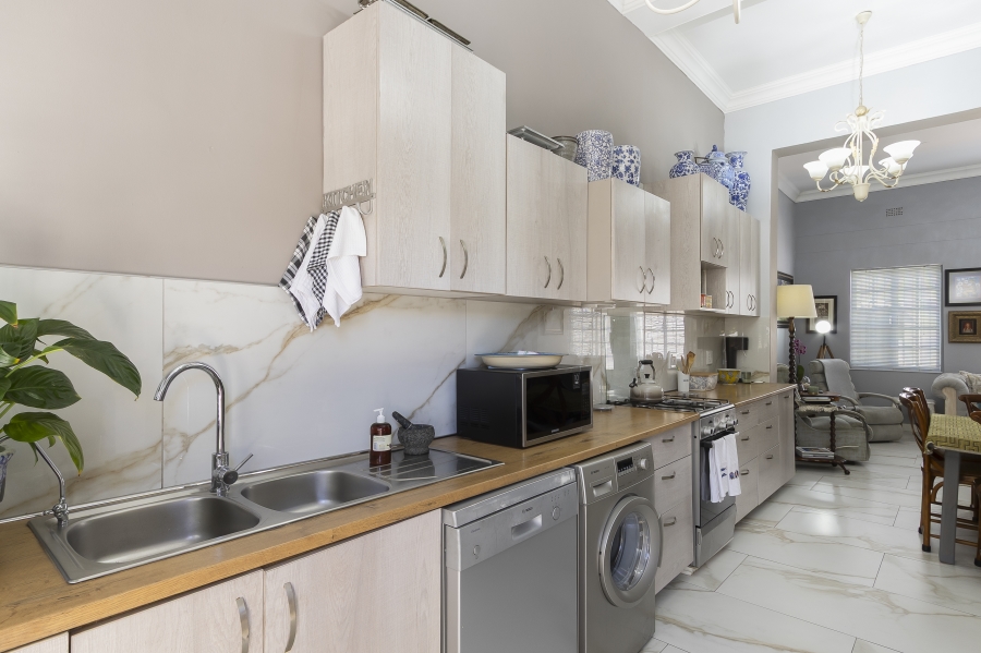 1 Bedroom Property for Sale in Onder Papegaaiberg Western Cape